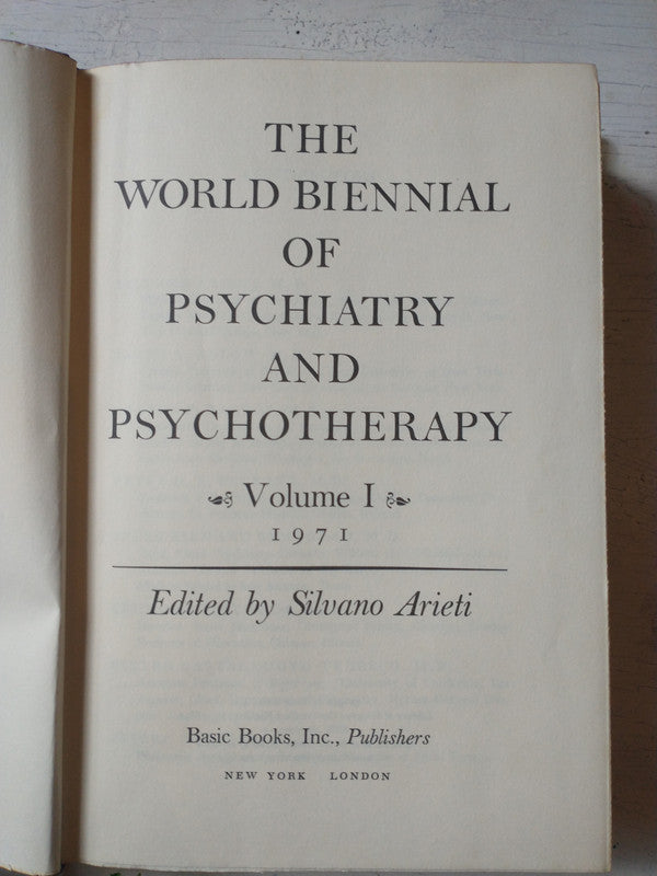 Libro usado en venta: Protecting your children from sexual predators de Leigh Baker; editorial St. Martin's Press impreso en 2002.2