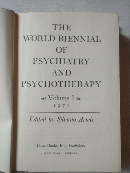 Libro usado en venta: Protecting your children from sexual predators de Leigh Baker; editorial St. Martin's Press impreso en 2002.2