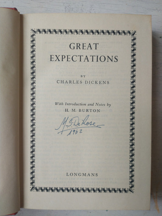 Libro usado en venta: Great expectations de Charles Dickens; editorial Longman impreso en 1961 realizamos envios a todo el mundo.1