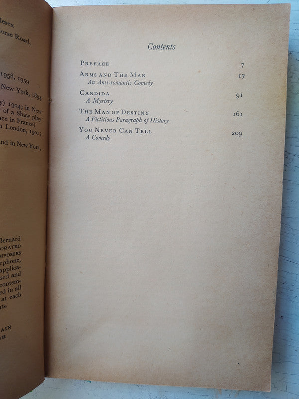 Libro usado en venta: Plays pleasant de Bernard Shaw; editorial Penguin Books impreso en 1959 realizamos envios a todo el mundo.2