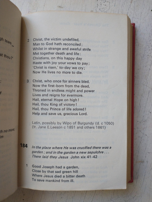 Libro usado en venta: Anglican Hymn Book (regular); editorial Church Society impreso en 1965 realizamos envios a todo el mundo.4