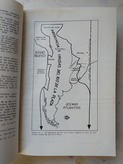 Libro usado en venta: The Bicentennial Almanac (1776-1976) de Walter A. Payne; editorial Regency impreso en 1975 realizamos envios a todo el mundo.2