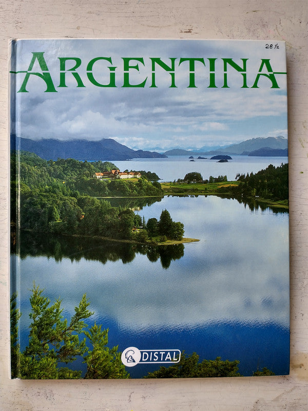 Libro usado en venta: Argentina de Isabella Brega; editorial Distal impreso en 2000 realizamos envios a todo el mundo.1