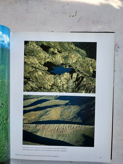 Libro usado en venta: Colombia from the air de Gustavo Wilches-Chaux; editorial Villegas impreso en 1993 realizamos envios a todo el mundo.4