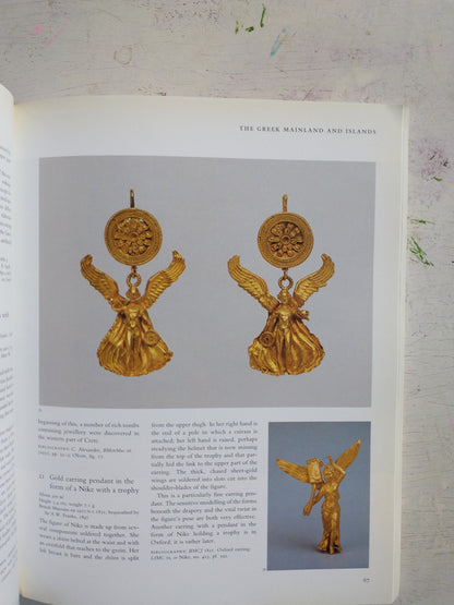 Libro usado en venta: Greek Gold - Jewellery of the classical world de Dyfri Williams - Jack Ogden; Trustees of the British Museum impreso en 19941.4