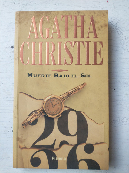 Libro usado en venta: Muerte bajo el sol de Agatha Christie; editorial Planeta impreso en 1994 realizamos envios a todo el mundo.1