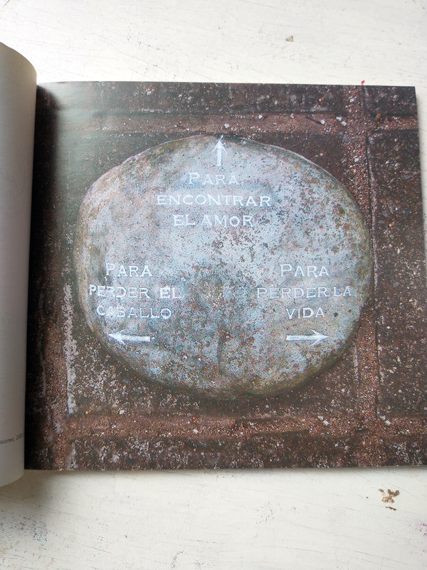 Libro usado en venta: La economia - Vida economica e Industrias de exportacion; editorial OSEC impreso en 1982 realizamos envios a todo el mundo.2