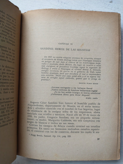 Libro usado en venta: Sandino - General de hombres libres de Gregorio Selser; editorial Pueblos de America impreso en 1955 envios a todo el mundo.3