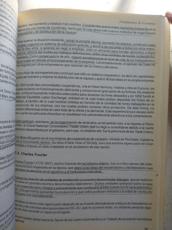 Libro usado en venta: Fundamentos de economia de Roberto L Quintela - Carlos Ferrari Risler; editorial Grafi-K impreso en 2005 envios a todo el mundo.3