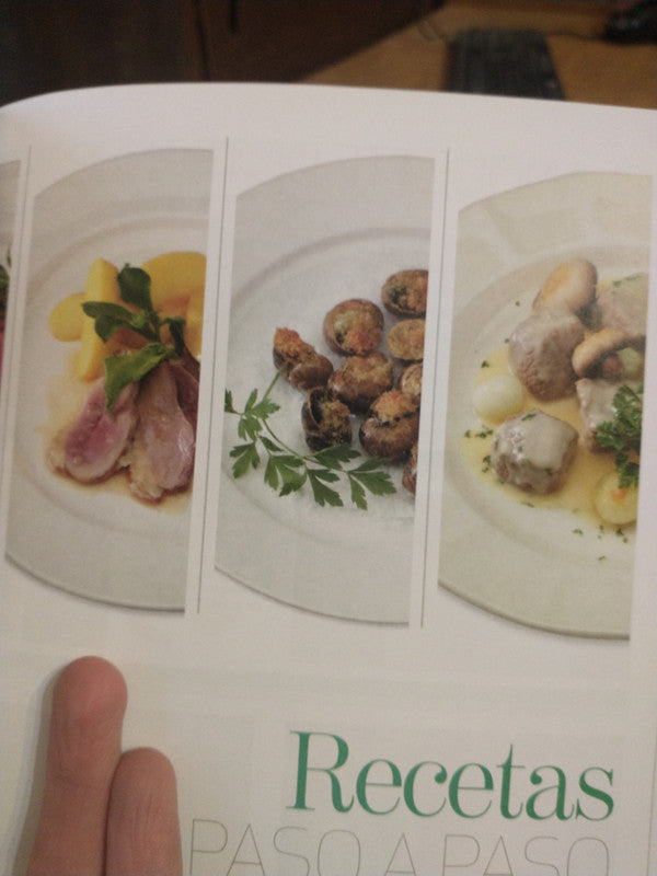 Libro usado en venta: Cocina internacional - Cocina Espa?ola (1 y 2); editorial Clarin/Sol 90 impreso en 2006 realizamos envios a todo el mundo.2