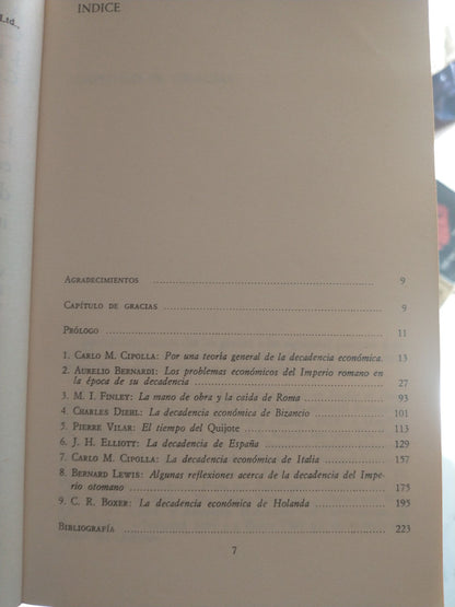 Libro usado en venta: El socialismo en un solo pais 1924-1926 de E. H. Carr; editorial Alianza impreso en 1974 realizamos envios a todo el mundo.2