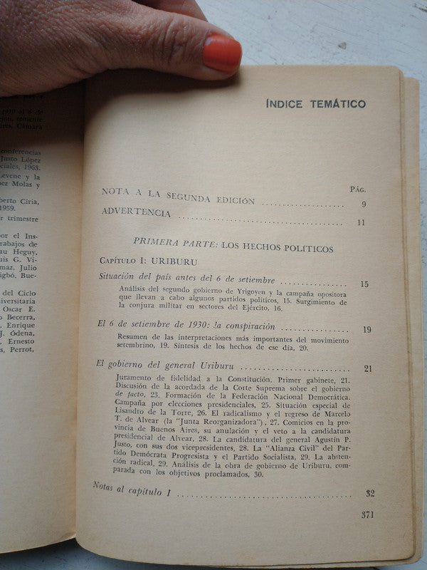 Libro usado en venta: Rosas y la navegacion de nuestros rios de Jaime Galvez; editorial Huemul impreso en 1955 realizamos envios a todo el mundo.2