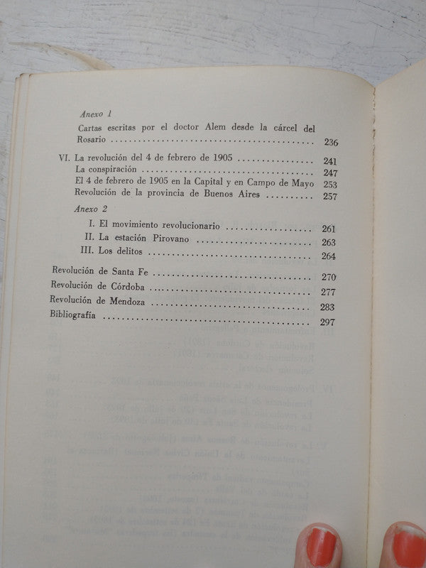 Libro usado en venta: Tres revoluciones 1890-1893-1905 de Roberto Etchepareborda; editorial Pleamar impreso en 1987 realizamos envios a todo el mundo.3