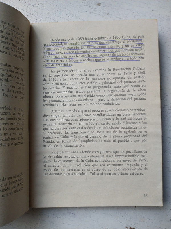 Libro usado en venta: America Latina: ?Reforma o revolucion? de James Petras - Maurice Zeitlin; editorial Tiempo Contemporaneo impreso en 1970.2