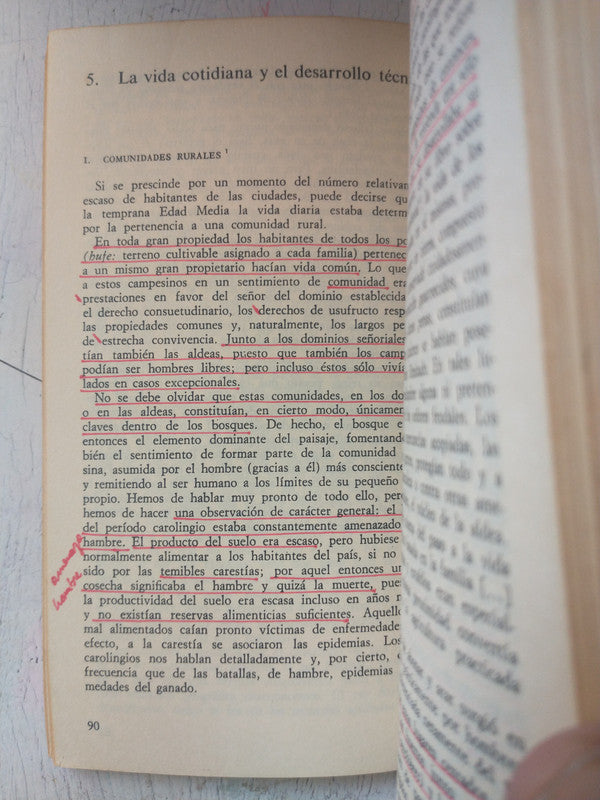 Libro usado en venta: La baja edad media de Jacques Le Goff; editorial Siglo XXI impreso en 1979 realizamos envios a todo el mundo.2