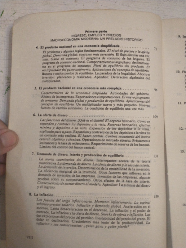 Libro usado en venta: Macroeconomia de Lloyd G. Reynolds; editorial El Ateneo impreso en 1988 realizamos envios a todo el mundo.3