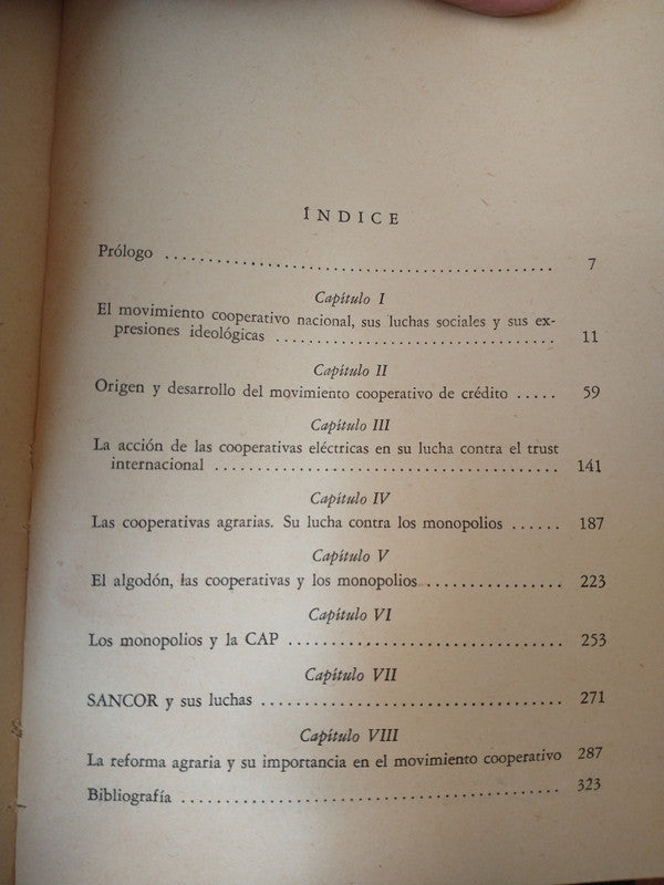 Libro usado en venta: Cuestiones contables fundamentales de Enrique Fowler Newton; editorial Contabilidad Moderna impreso en 1982.2