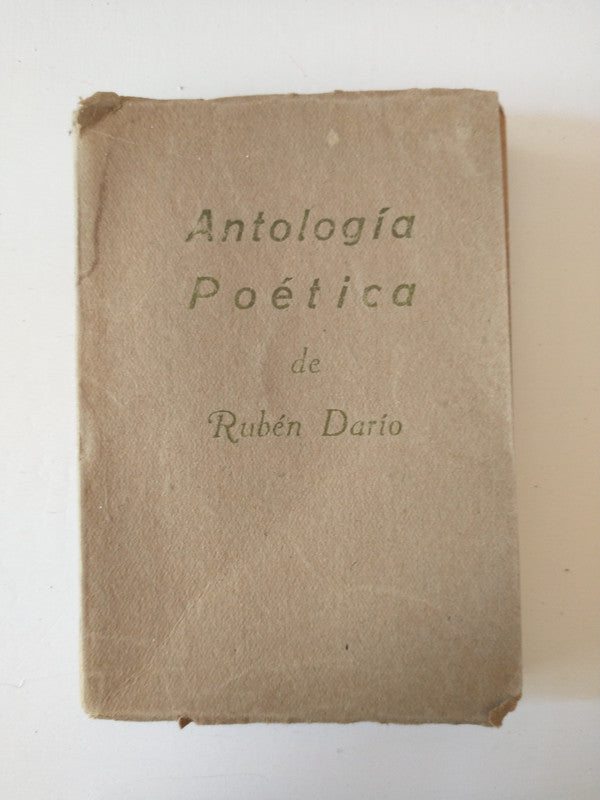 Libro usado en venta: Antologia poetica (1947) de Ruben Dario; editorial ABC impreso en 1947 realizamos envios a todo el mundo.1