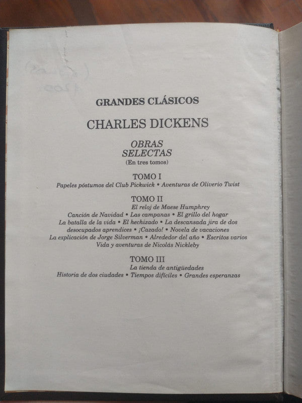 Libro usado en venta: Obras selectas (3 Tomos) de Charles Dickens (Carlos Dickens); editorial Aguilar impreso en 1991 envios a todo el mundo.5