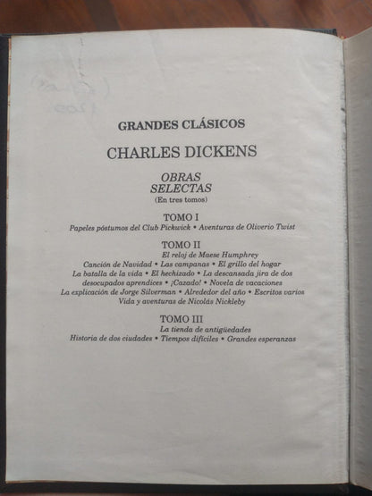 Libro usado en venta: Obras selectas (3 Tomos) de Charles Dickens (Carlos Dickens); editorial Aguilar impreso en 1991 envios a todo el mundo.5