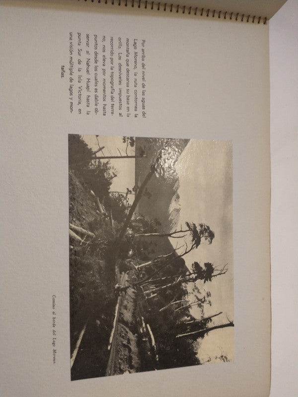 Libro usado en venta: Los Lagos del Sur de Paisajes Argentinos; editorial West India Oil Co. impreso en _ realizamos envios a todo el mundo.3