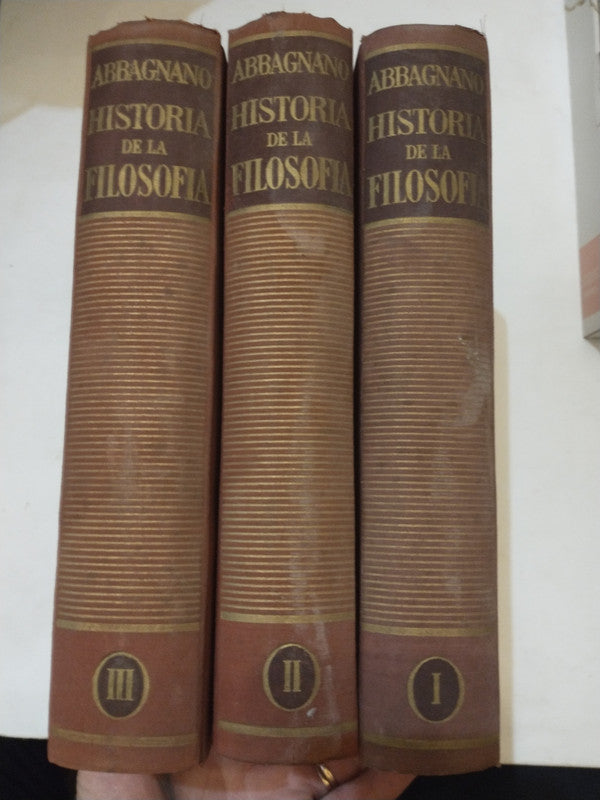 Libro usado en venta: Historia de la filosofia (3 Tomos) de Nicolas Abbagnano; editorial Montaner y Simon impreso en 1955 envios a todo el mundo.4