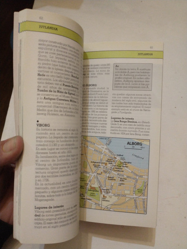 Libro usado en venta: Guia de restaurantes de Sondeo Simeone; editorial Buenos Aires impreso en 1997 realizamos envios a todo el mundo.2