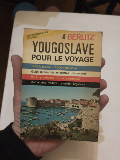Libro usado en venta: Yougoslave pour le voyage; editorial Berlitz impreso en 1980 realizamos envios a todo el mundo.1