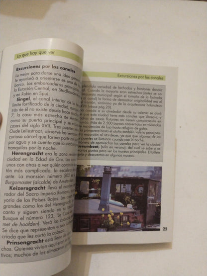 Libro usado en venta: Guia turistica: Amsterdam; editorial Berlitz impreso en 1998 realizamos envios a todo el mundo.3