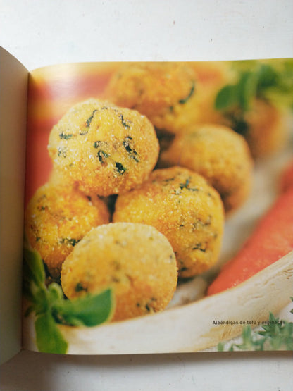 Libro usado en venta: Aperitivos vegetarianos de Hilda Parisi; editorial Oceano impreso en 2007 realizamos envios a todo el mundo.4