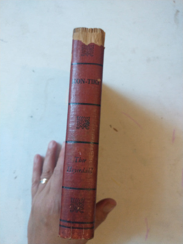 Libro usado en venta: Kon-Tiki, A traves del Pacifico en una balsa (Tapa roja) de Thor Heyerdahl; editorial Selectas impreso en 1960.3