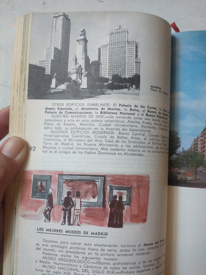 Libro usado en venta: Vacaciones en Espa?a - Holidays in Spain de Martin Alonso; editorial Edaf impreso en 1966 realizamos envios a todo el mundo.3