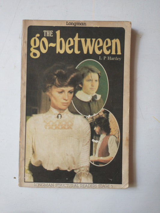 Libro usado en venta: The Go-Between de L. P. Hartley; editorial Longman impreso en 1981 realizamos envios a todo el mundo.1