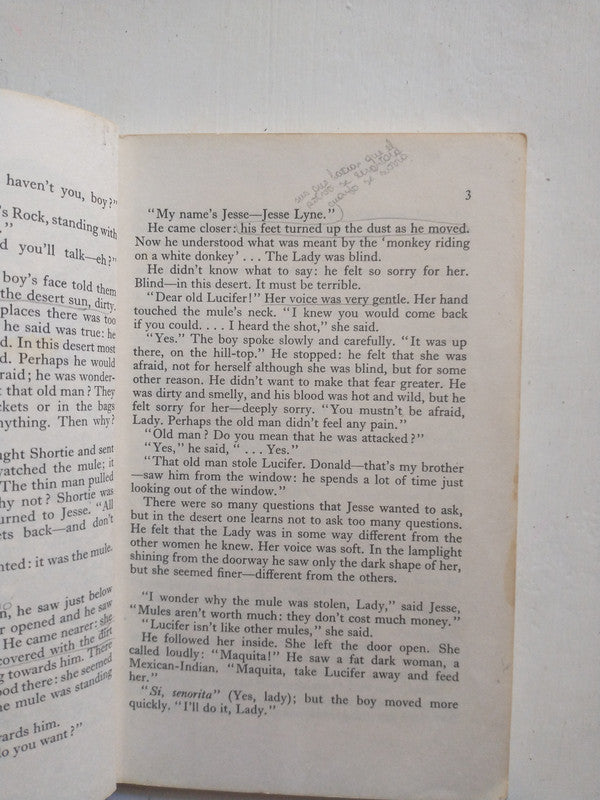 Libro usado en venta: The Ballad and the Source de Rosamond Lehmann; editorial The Albatross impreso en 1947 realizamos envios a todo el mundo.2