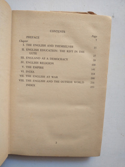 Libro usado en venta: The english people de D. W. Brogan; editorial Hamish Hamilton impreso en 1943 realizamos envios a todo el mundo.3