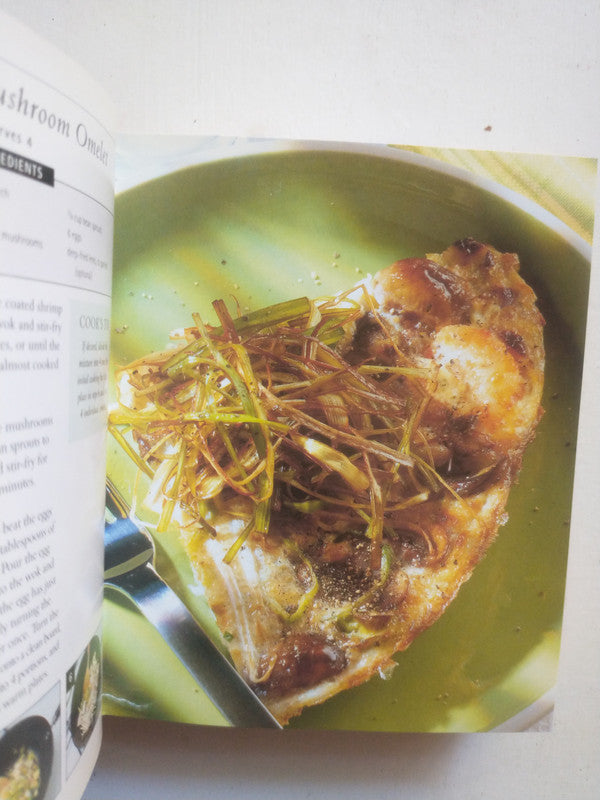 Libro usado en venta: Wok & Oriental de Super Cookery; editorial Parragon impreso en 2000 realizamos envios a todo el mundo.2