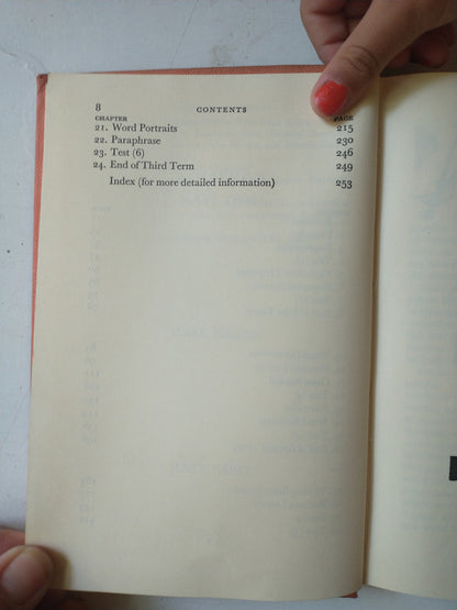 Libro usado en venta: English today de Ronald Ridout; editorial Ginn and Company impreso en 1964 realizamos envios a todo el mundo.3