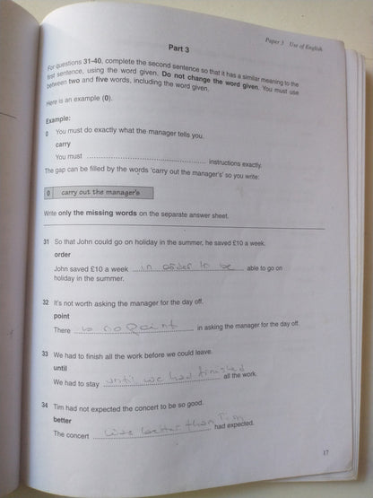 Libro usado en venta: First certificate in english 6 - Whit Answers; editorial Cambridge University Press impreso en 2004 envios a todo el mundo.3