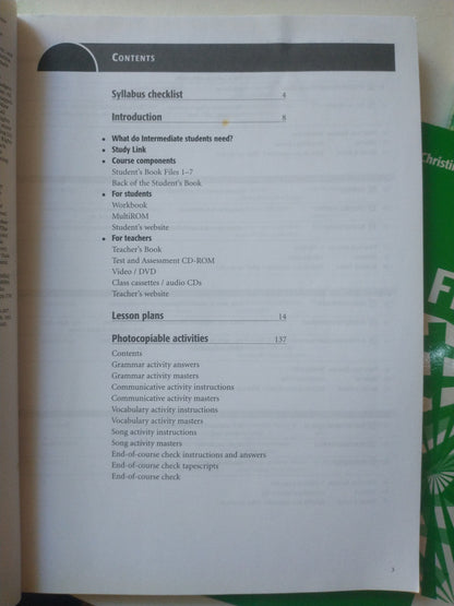Libro usado en venta: New English File - Advanced (Teacher's Book + Students' Book + Workbook); editorial Oxford University Press impreso en 2015.2