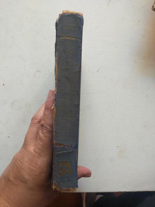 Libro usado en venta: La cola magica de Griselda Gambaro; editorial Ediciones de la Flor impreso en 1975 realizamos envios a todo el mundo.2
