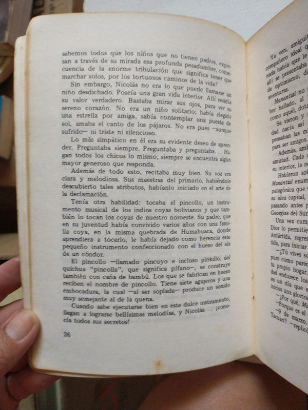 Libro usado en venta: Crines al viento de Julia Morilla de Campbell; editorial Plus Ultra impreso en 1981 realizamos envios a todo el mundo.3