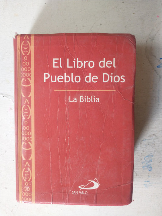 Libro usado en venta: La Biblia - El libro del Pueblo de Dios; editorial San Pablo impreso en 2002 realizamos envios a todo el mundo.1