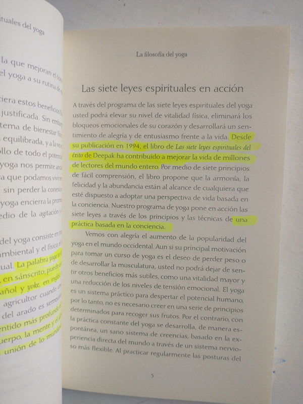 Libro usado en venta: Las siete leyes espirituales del yoga de Deepak Chopra; editorial Norma impreso en 2004 realizamos envios a todo el mundo.2