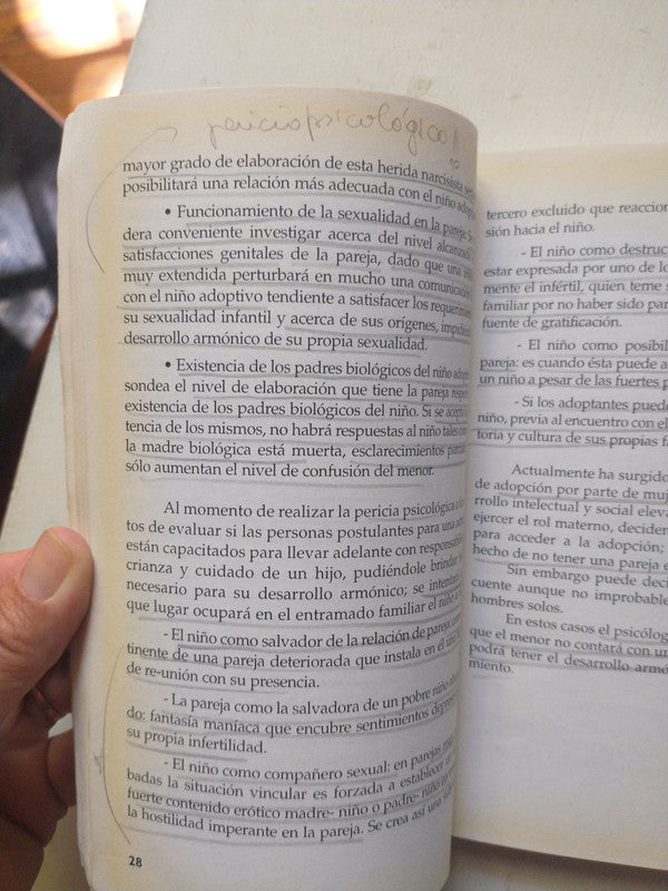 Libro usado en venta: La psicologia en el Campo Juridico; editorial E.C.U.A impreso en 2005 realizamos envios a todo el mundo.3