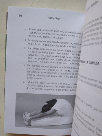 Libro usado en venta: Hatha Yoga - El camino a la salud de David Lifar; editorial Kier impreso en 2004 realizamos envios a todo el mundo.3