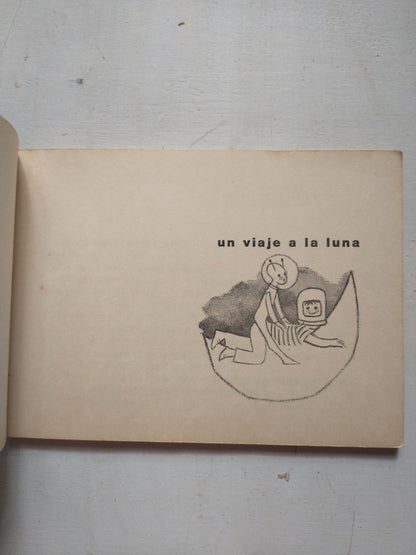 Libro usado en venta: Un viaje a la luna y otros cuentos de Martha A. Salotti; editorial Guadalupe impreso en 1974 realizamos envios a todo el mundo.3