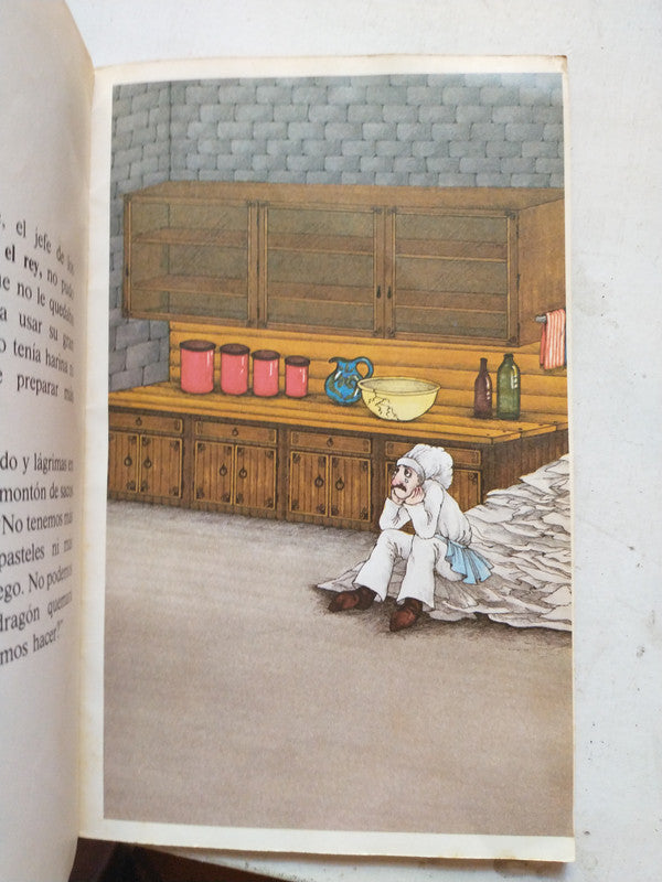 Libro usado en venta: Esencias y resplandores de Maria Elena Dubecq; editorial Agon impreso en 1993 realizamos envios a todo el mundo.2
