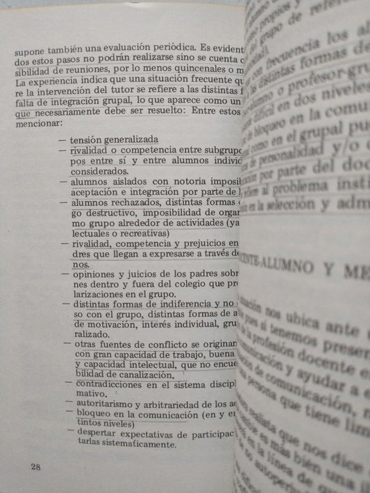 Libro usado en venta: La puerta abierta de Susana Boechat; editorial Fundacion Argentina para la poesia impreso en 1984 envios a todo el mundo.2