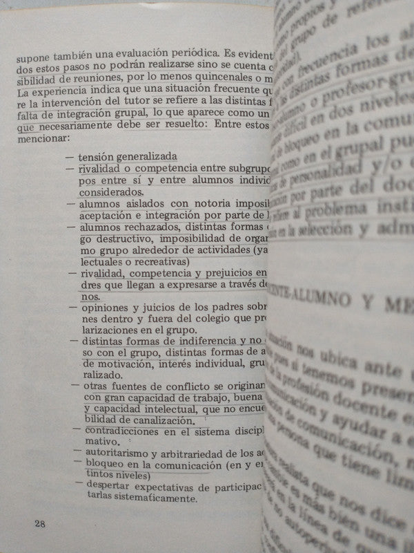 Libro usado en venta: La puerta abierta de Susana Boechat; editorial Fundacion Argentina para la poesia impreso en 1984 envios a todo el mundo.2