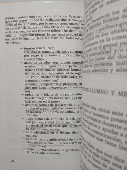Libro usado en venta: La puerta abierta de Susana Boechat; editorial Fundacion Argentina para la poesia impreso en 1984 envios a todo el mundo.2